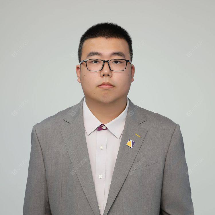 租房经纪人邵俊阳