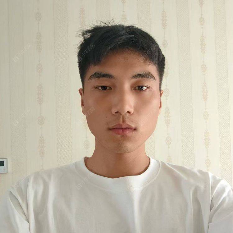二手房经纪人束午扬