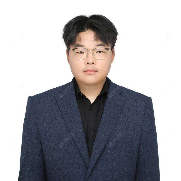 租房经纪人段德峻郝