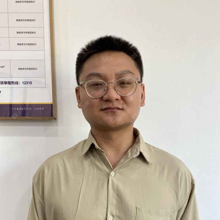 租房经纪人邓书恩