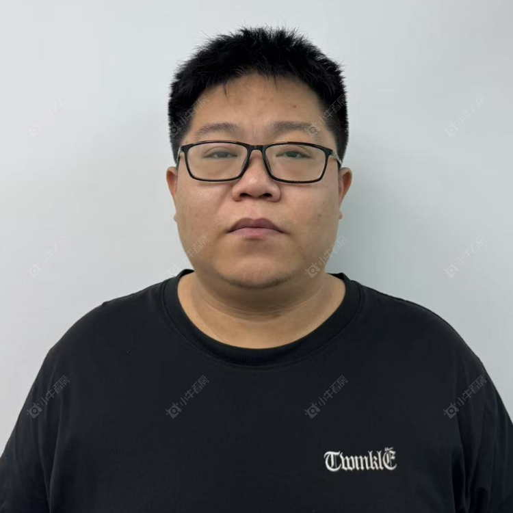 租房经纪人尹玮