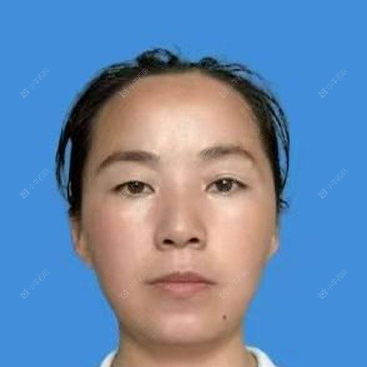 二手房经纪人夏梅